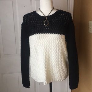 New Love ❤️change Italy sweater size medium